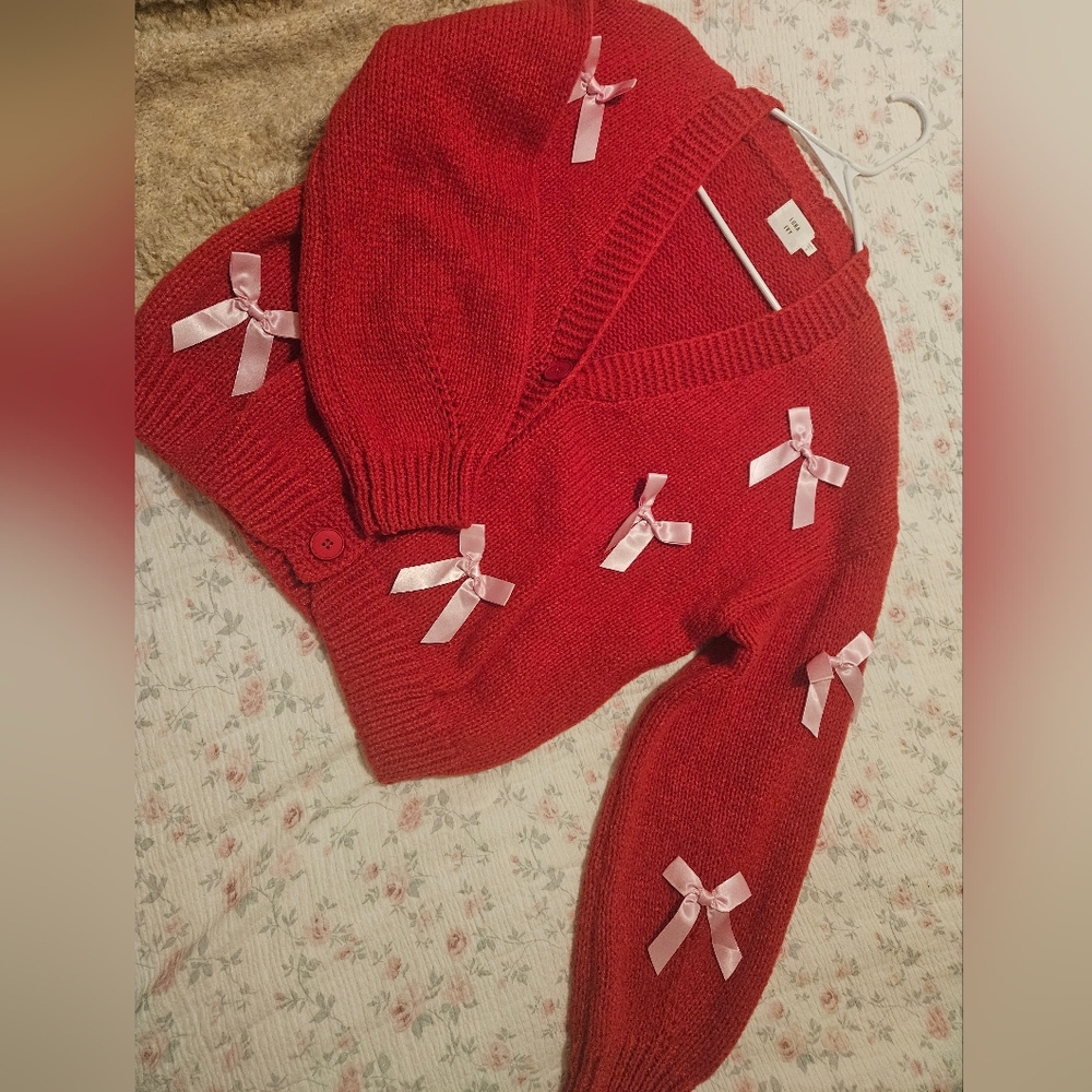 Red Sweater with Pink Bows - Picture 2 of 4